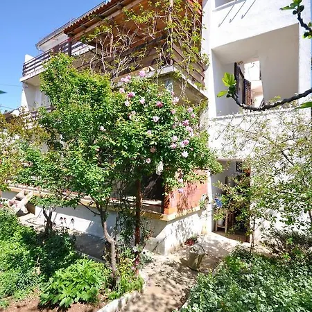 Ante Apartamento Vodice